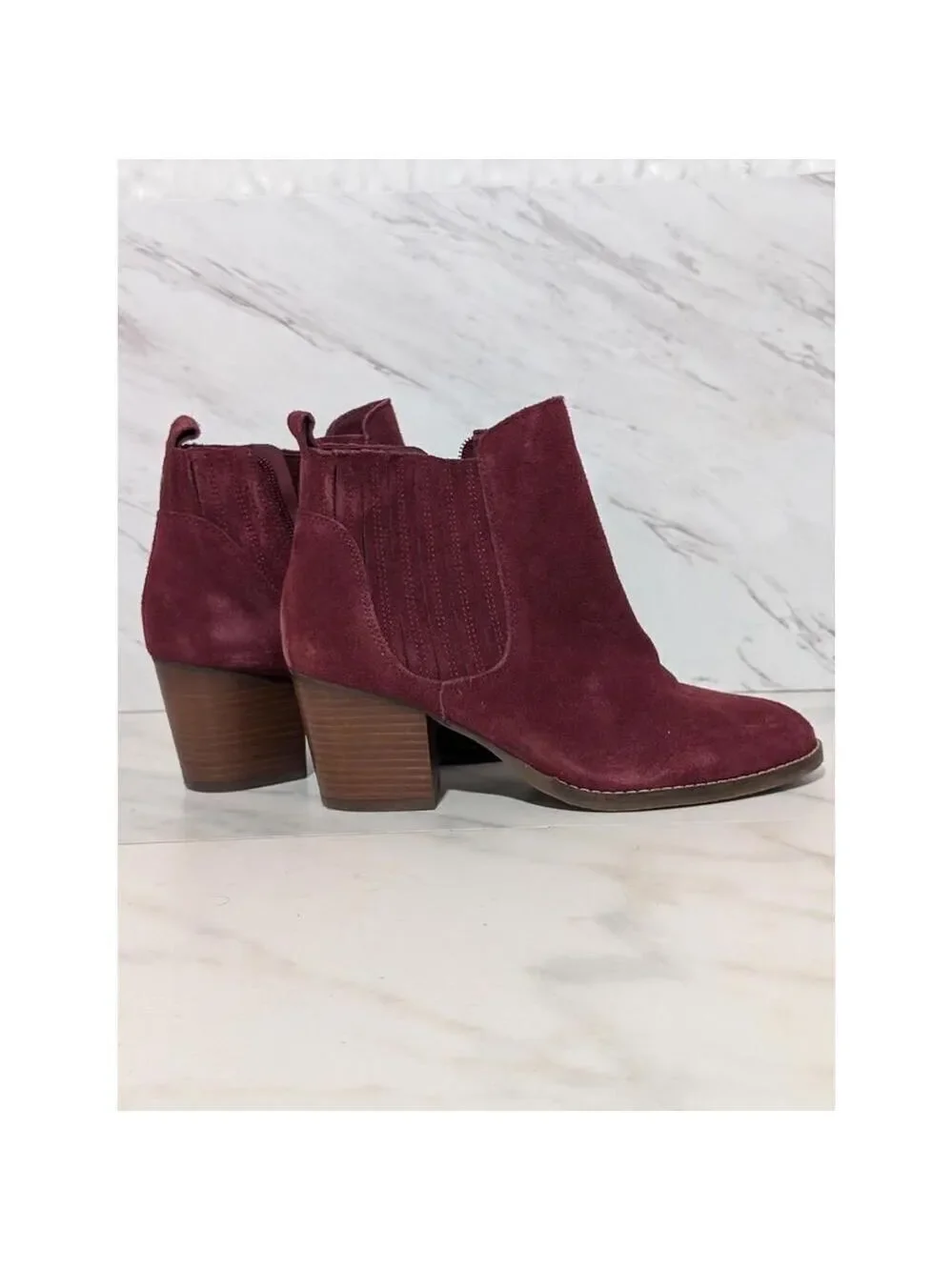 Crown Vintage Women's  Burgundy Suede Ankle Boots 8.5
